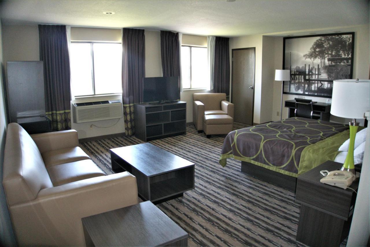 Super 8 By Wyndham Spirit Lake/Okoboji Экстерьер фото