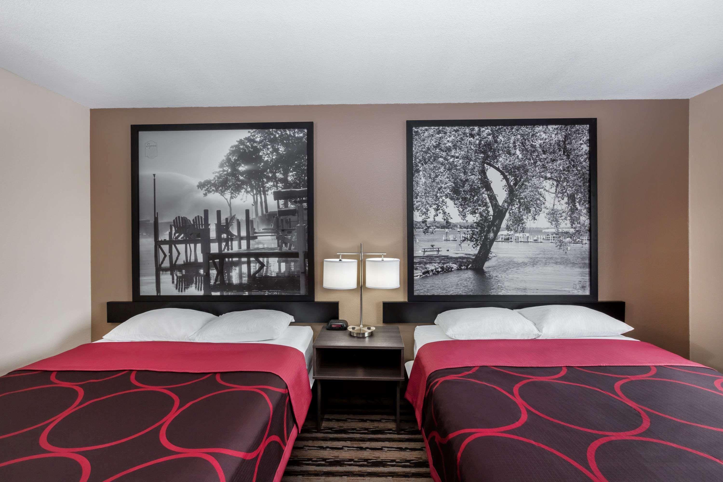 Super 8 By Wyndham Spirit Lake/Okoboji Экстерьер фото