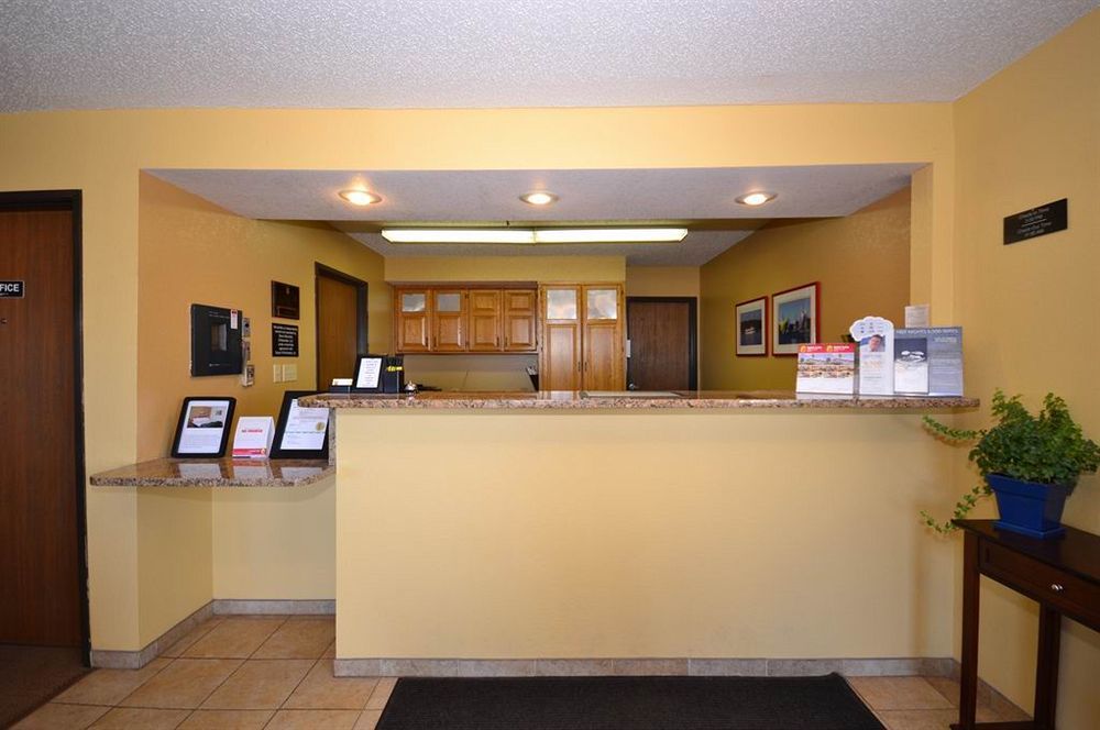 Super 8 By Wyndham Spirit Lake/Okoboji Экстерьер фото